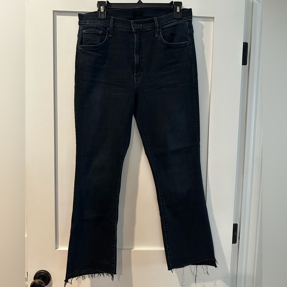 MOTHER The Insider Crop Step Fray Dark Indigo Flare Jeans